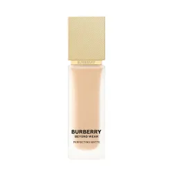 Beyond Wear Perfecting Matte Foundation 40 LIGHT WARM